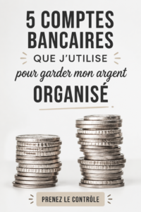 Femme regardant une application de gestion financière sur son téléphone pour organiser son argent.