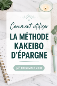 Vue d'un carnet de budget et d'un stylo avec la méthode Kakeibo en contexte