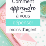 Femme analysant ses finances personnelles avec un ordinateur portable