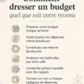 Une femme souriante examinant son budget avec un ordinateur.