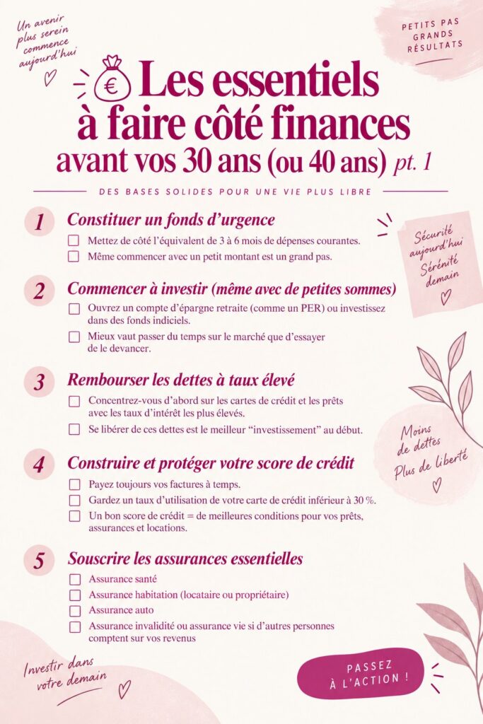 Femme souriante consultant son budget sur son ordinateur